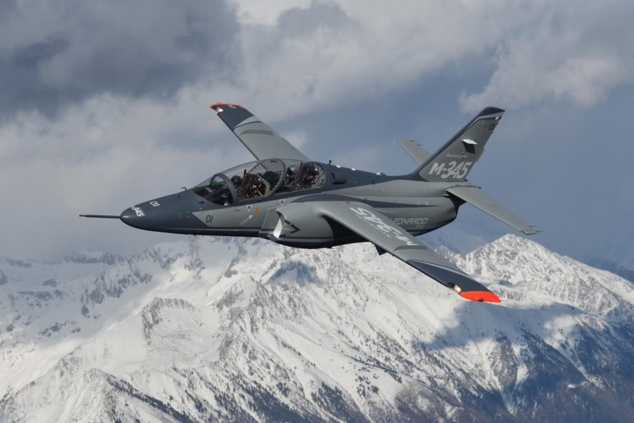 Leonardo awarded contract to supply 13 M-345s to the Italian Air Force