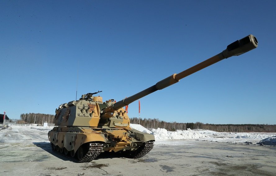 Rostec demonstrates 155mm Msta-S howitzer  developed by UralVagonZavod
