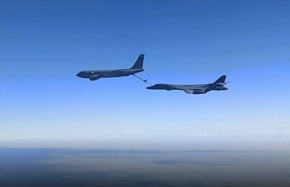 Su-30 jets intercept U.S. Air Force B-1B bombers over Black Sea, Russia says