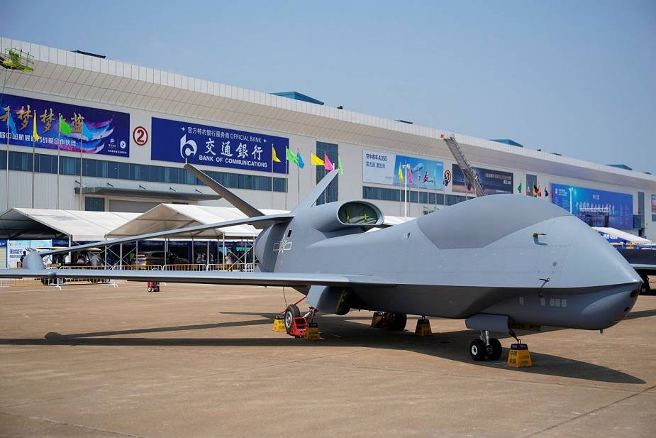 New largest Chinese-made HALE combat drone WZ-7 Soar Dragon enters into service