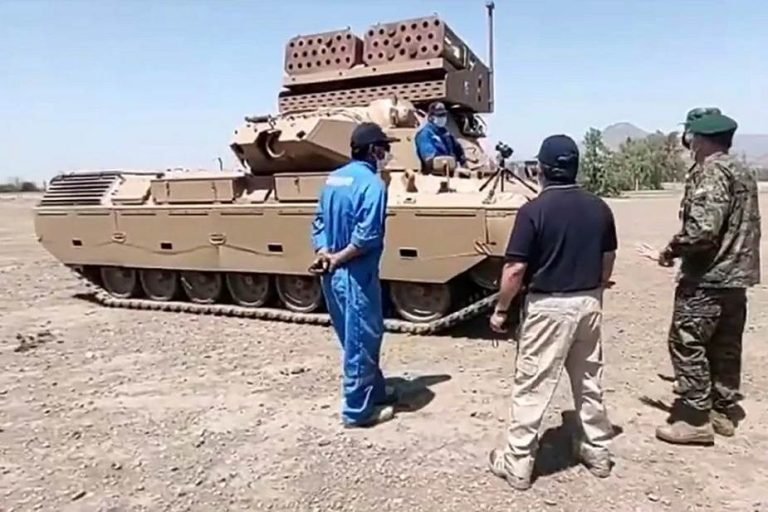 Chile_has_developed_new_122mm_rocket_launcher_base_on_Leopard_1_tank_chassis_925_001-768x512.jpg