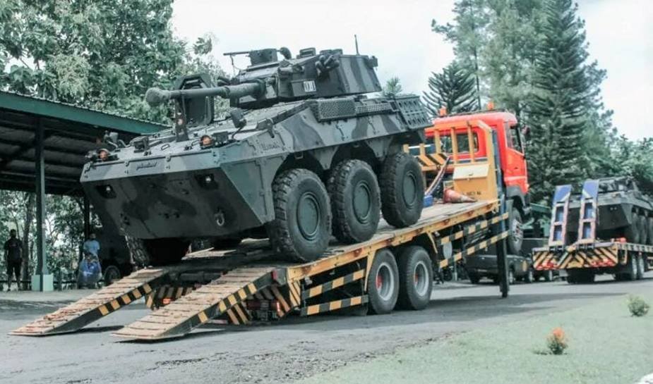 TNI Indonesian army receives Ranpur Badak 6×6 Fire Support Vehicles