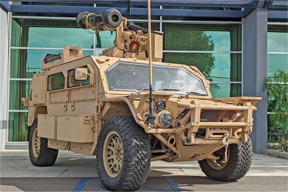 Flyer Defense from US presents its Flyer 72 4×4 Special Forces combat vehicle