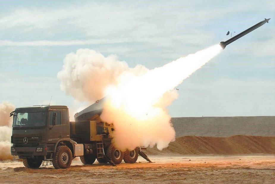 KMW and Elbit Systems sign MLRS rocket artillery cooperation agreement