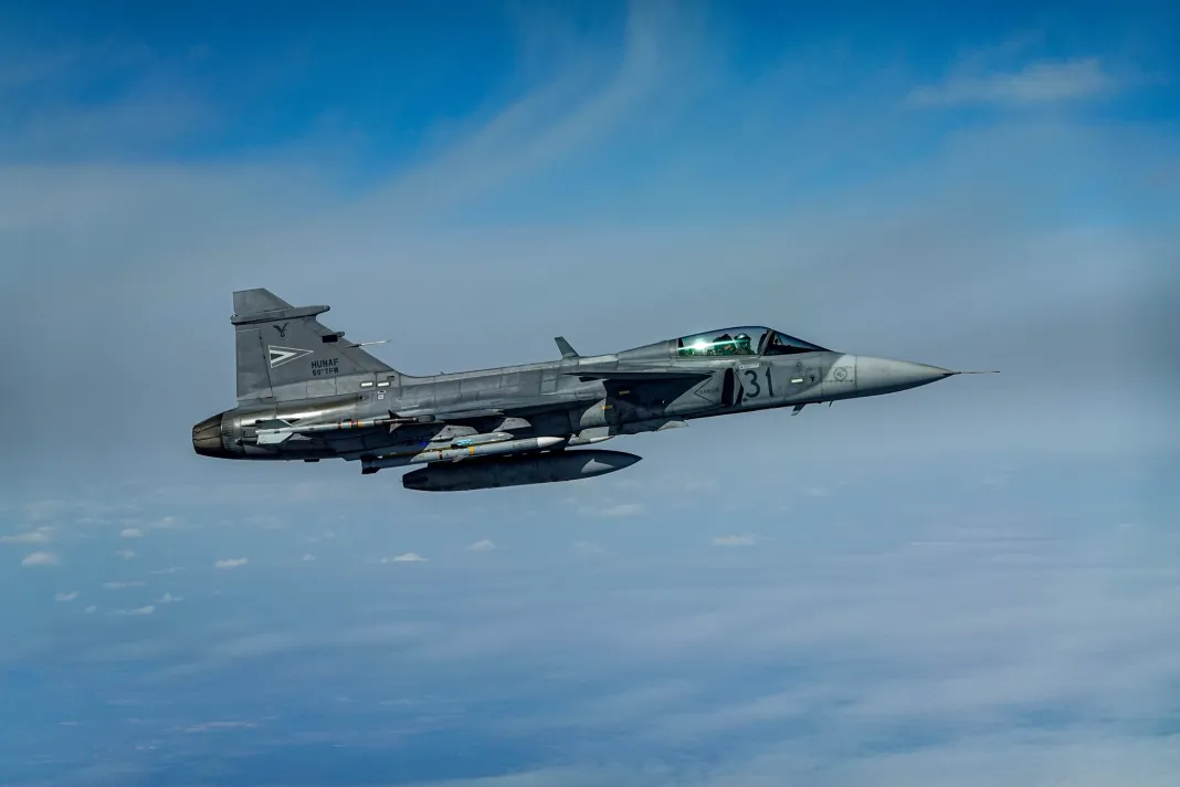 Hungary orders more Gripen fighter jets