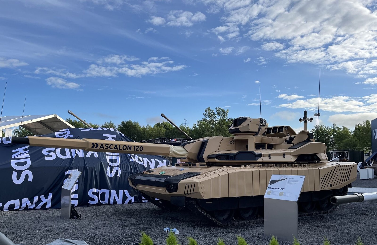 KNDS unveils Leclerc Evolution tank at Eurosatory