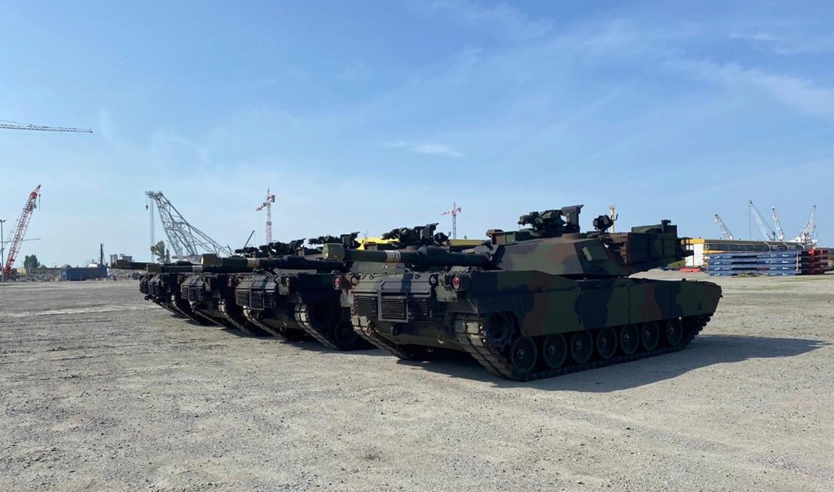 Poland receives final batch of Abrams M1A1 tanks