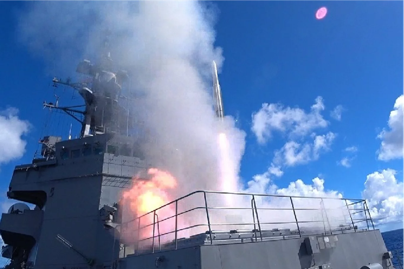 Destroyer Onami completes missile firing exercise strengthening Japan’s naval defense