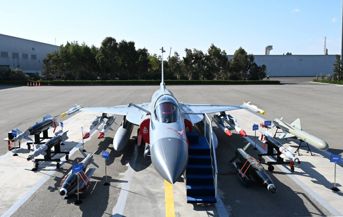 JF-17C multirole aircrafts presented to President Ilham Aliyev