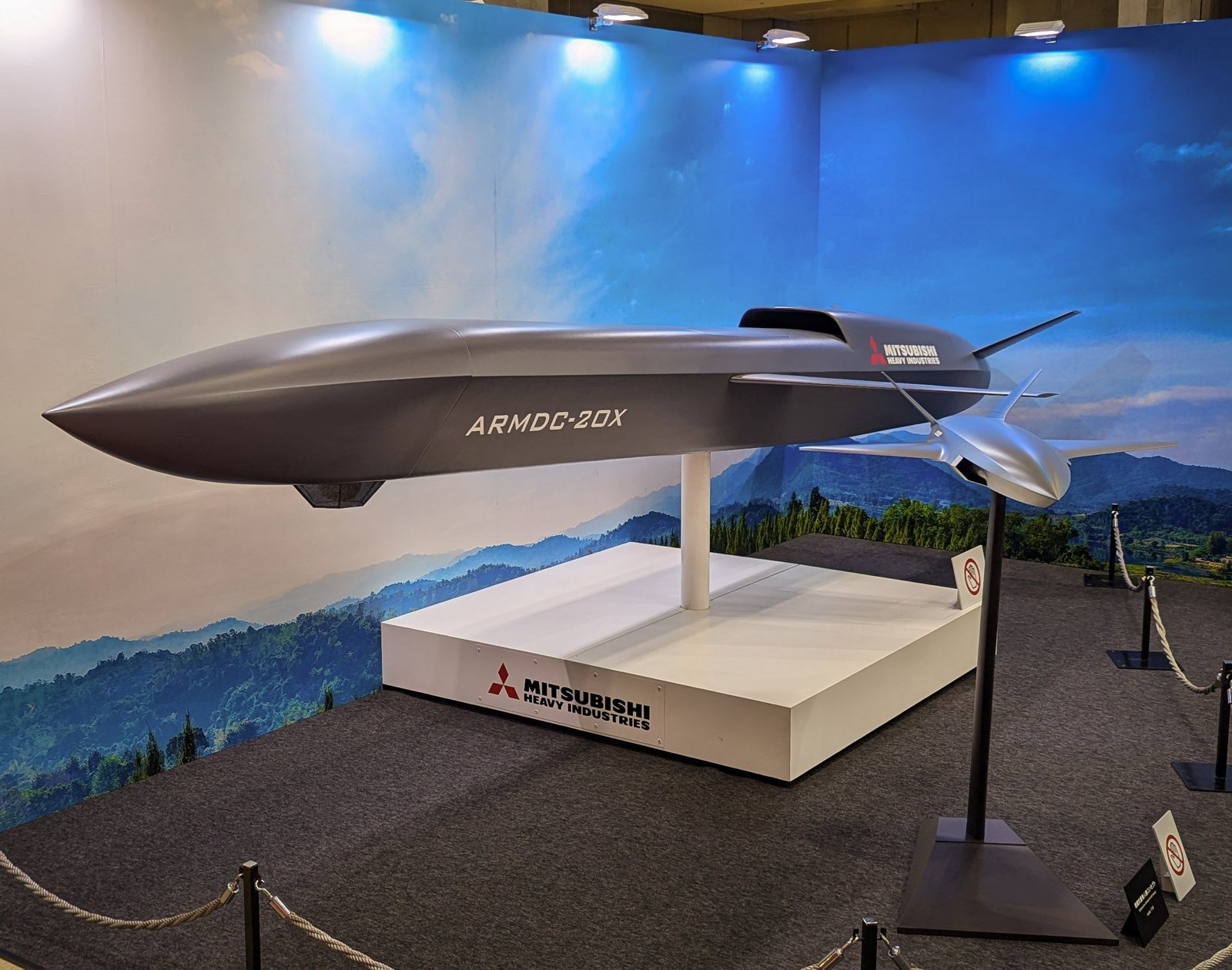 Mitsubishi Showcases AI-powered Combat Drones