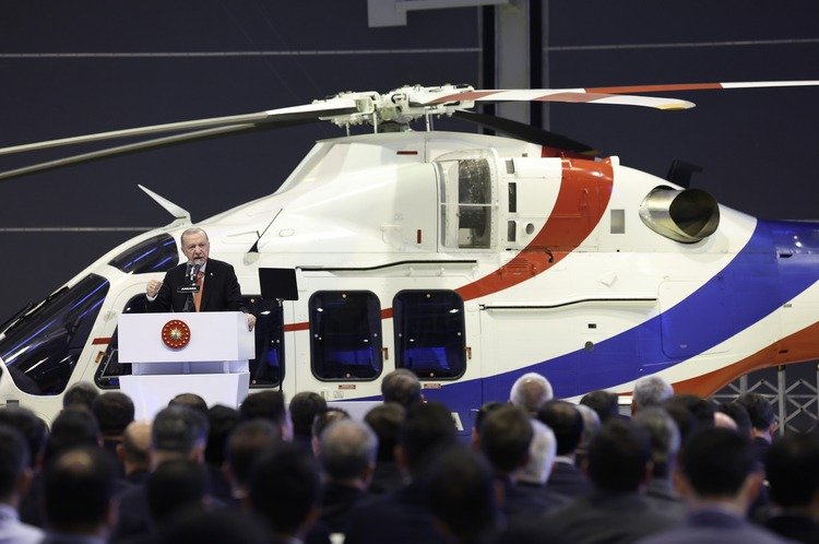 New Era for Turkish Forces with First Indigenous Gökbey Helicopter Delivery