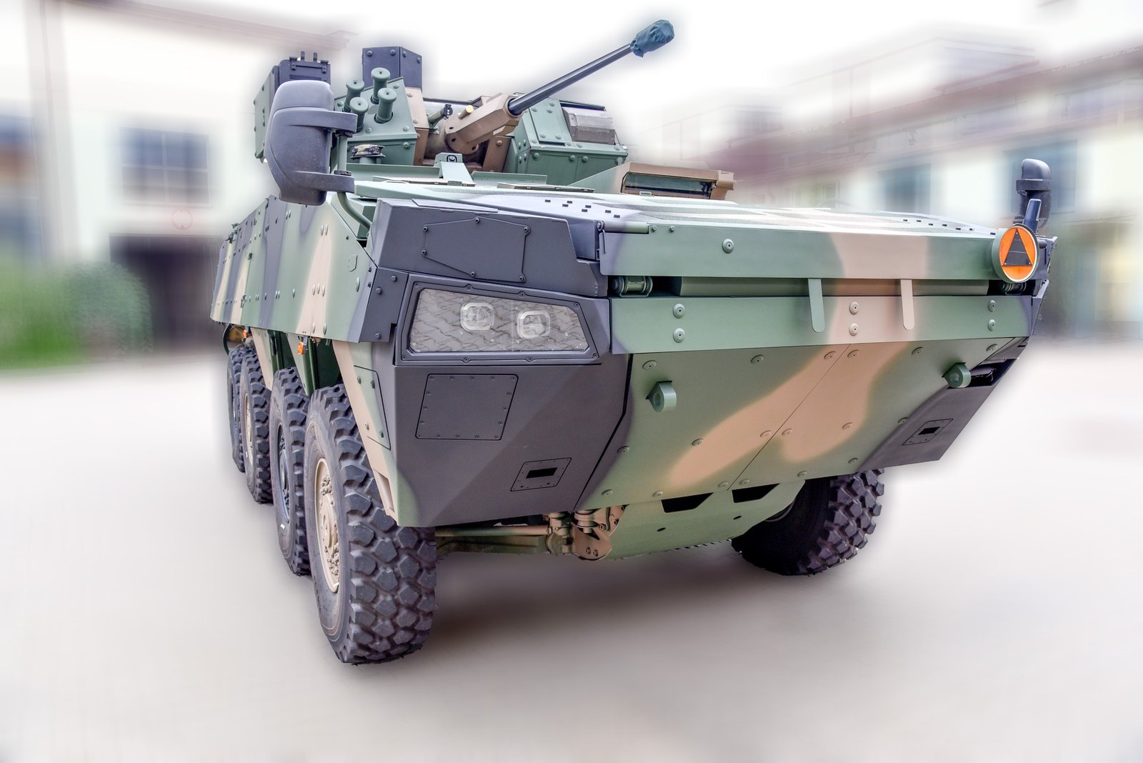 Poland signs $1B deal for upgraded Rosomak fighting vehicles