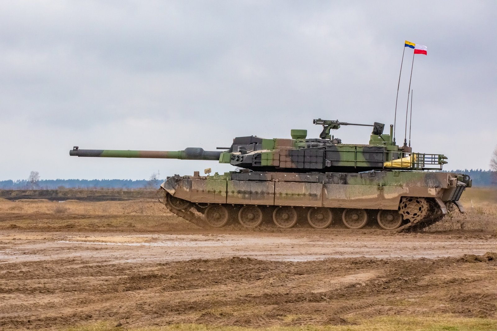 Poland to buy more K2 tanks in $6.2B deal