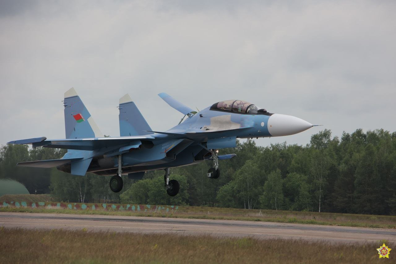 Belarus receives new batch of Russian-made Su-30 fighters Belarus receives new batch of Russian-made Su-30 fighters