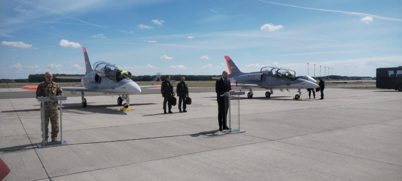 Hungary takes delivery of first Skyfox trainer jets Hungary takes delivery of first Skyfox trainer jets
