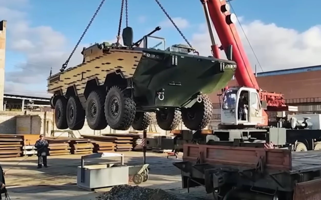 Belarus launches production of new combat vehicle Belarus launches production of new combat vehicle