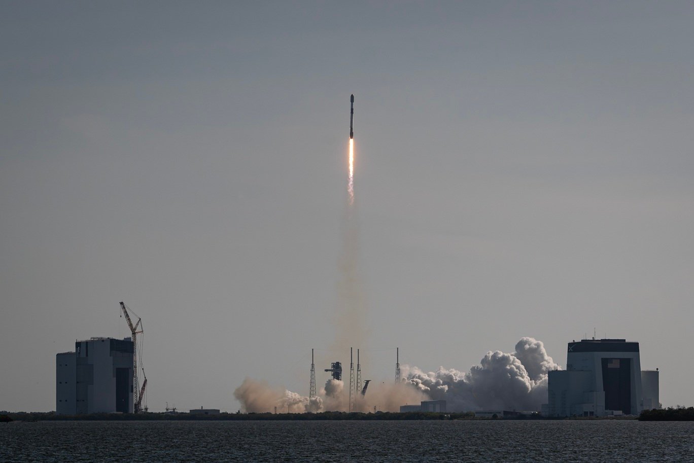 U.S. Space Force taps Boeing for $2.8B satellite program U.S. Space Force taps Boeing for $2.8B satellite program