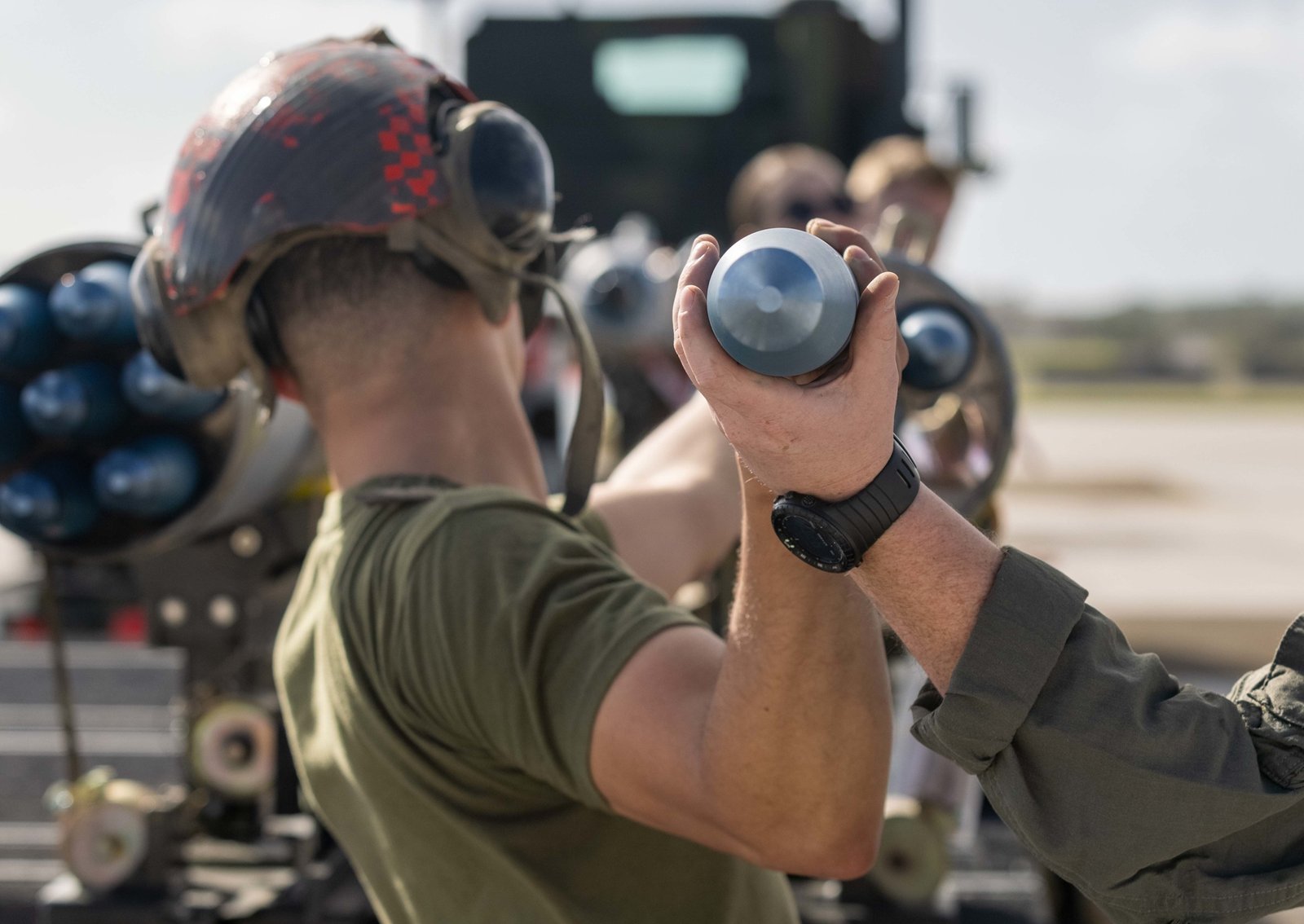 Pentagon Awards $1.74B contract for APKWS Rockets Pentagon Awards $1.74B contract for APKWS Rockets