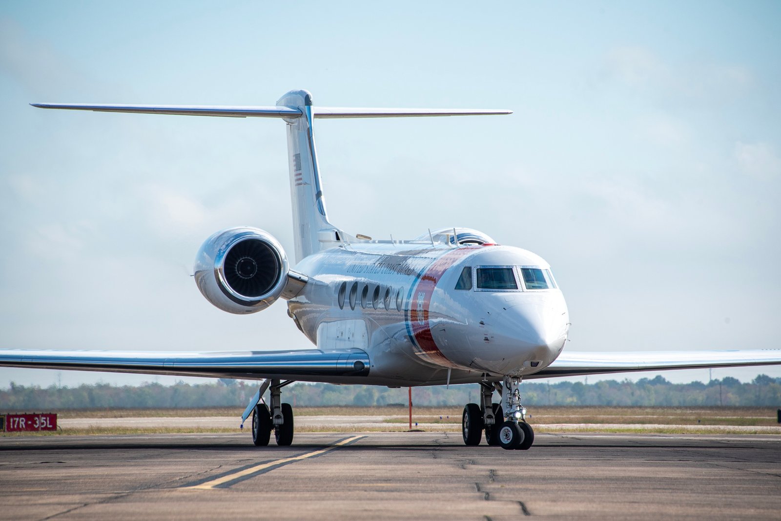 U.S. Coast Guard Selects Gulfstream G700 for Command Aircraft U.S. Coast Guard Selects Gulfstream G700 for Command Aircraft