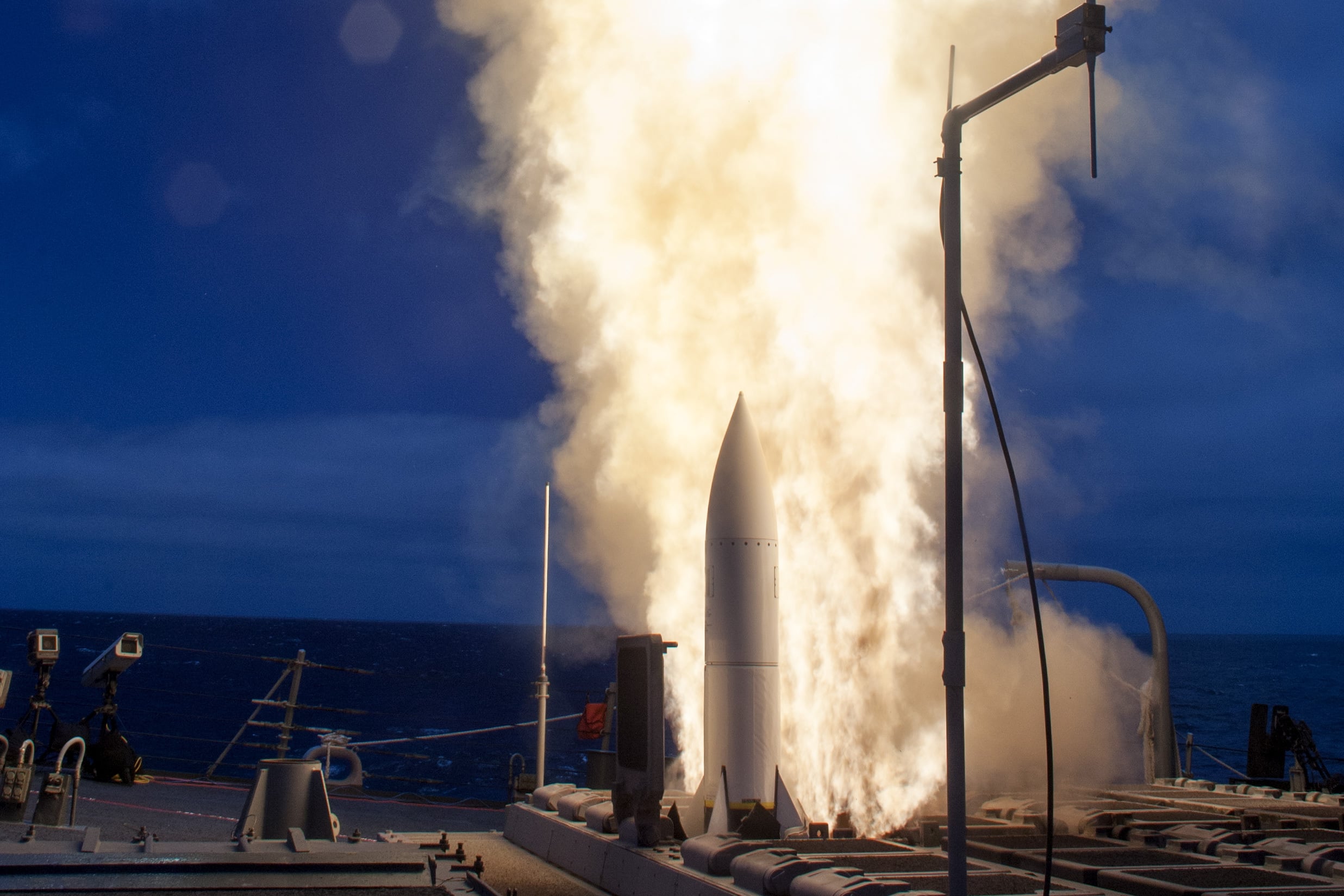 U.S. Navy Expands SM-6 Missile Production Capacity