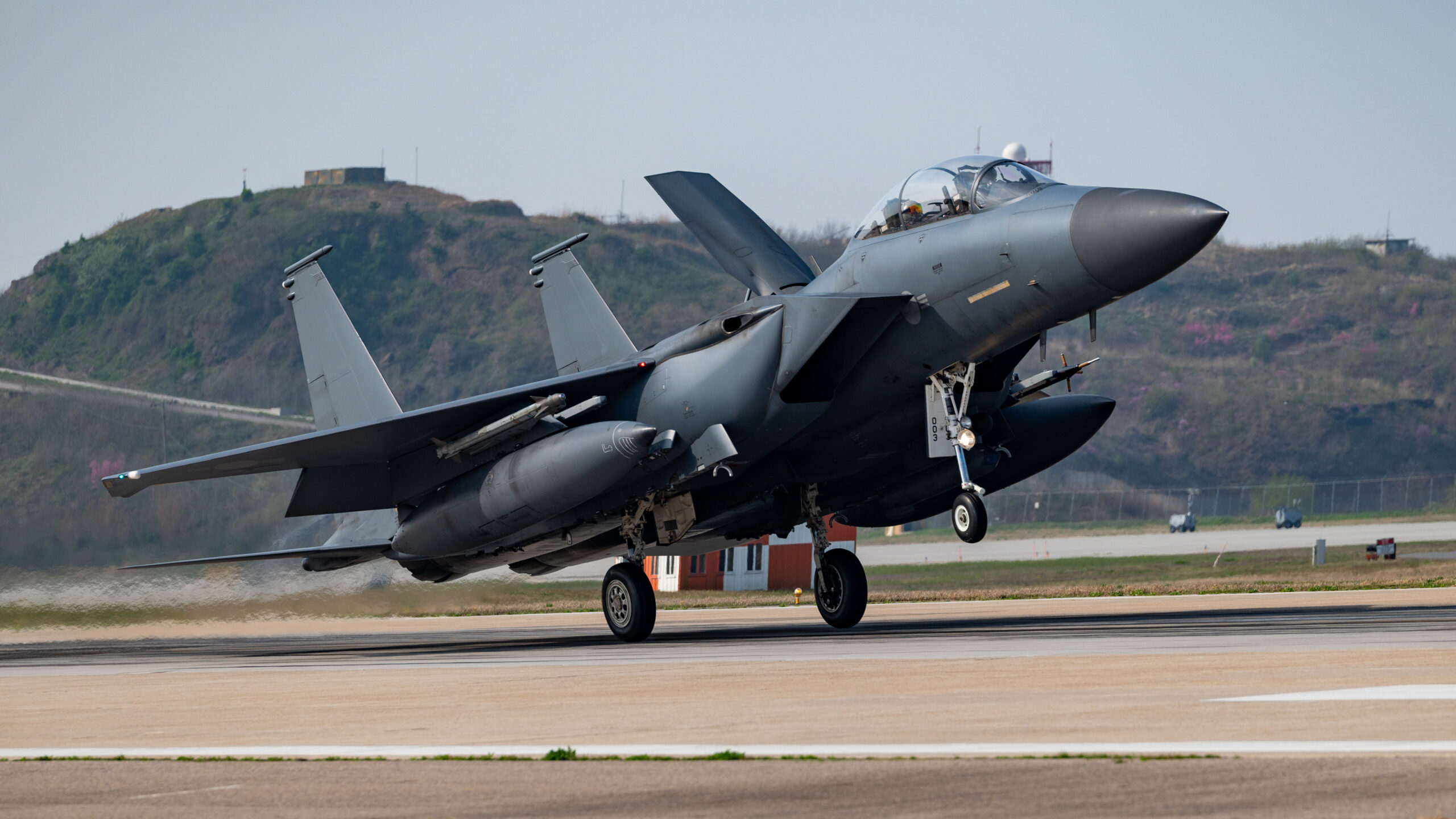 U.S. Approves Boeing deal to Upgrade Korean F-15K Fighters