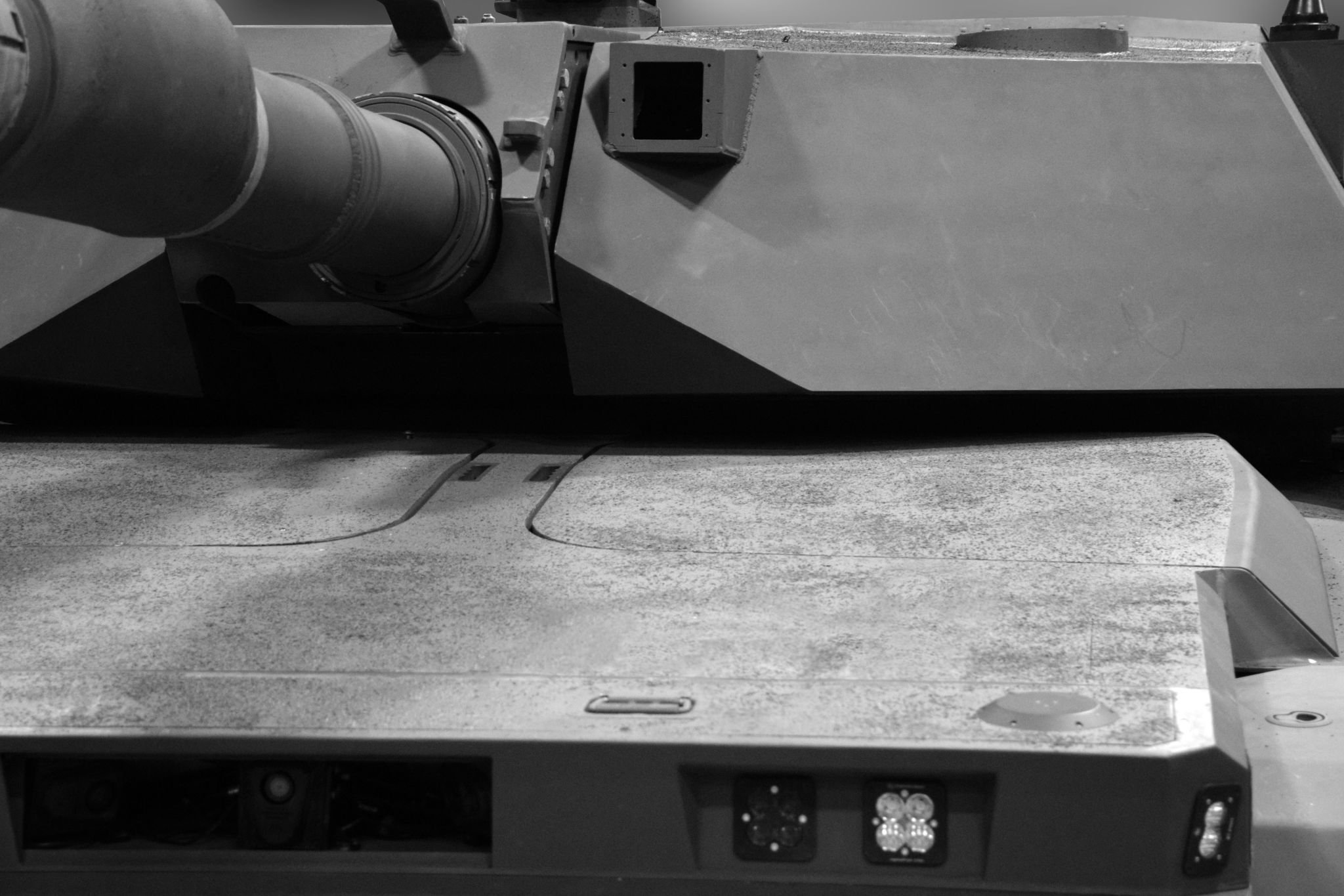 U.S. Army Reveals Early M1E3 next-gen Tank Prototype