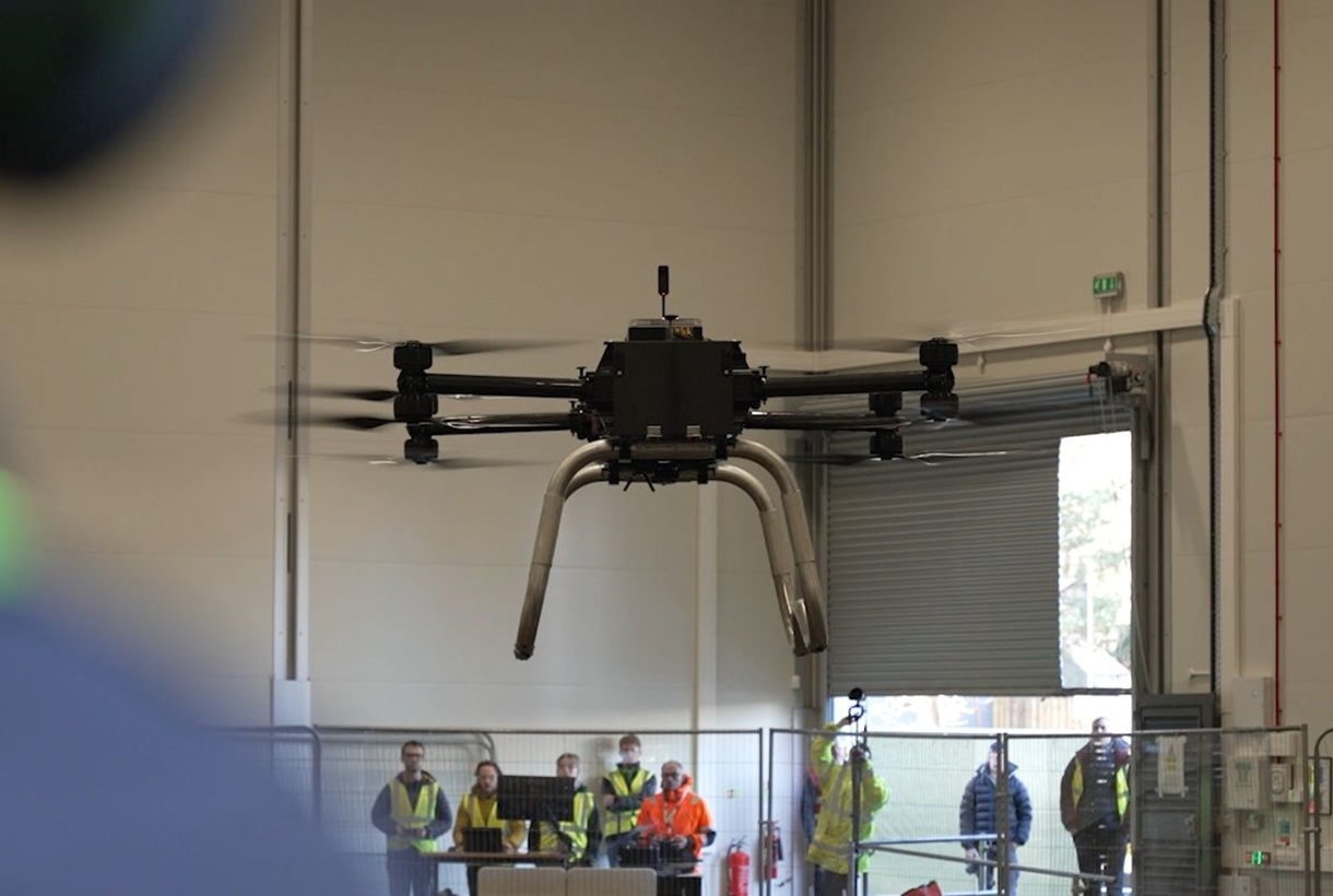 British Company Tests HYDRA-400 Ultra heavy-lift Drone