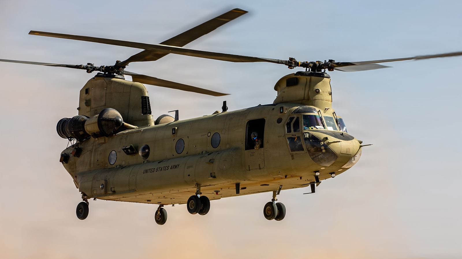 RTX's Collins Aerospace to Support Modernization of U.S. Army's Chinook Helicopters 1