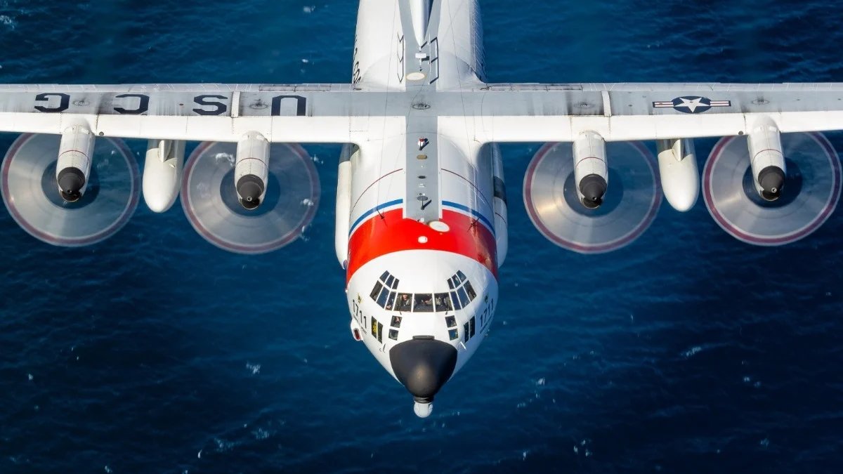 US Coast Guard to Convert New Transport Aircraft into Surveillance Aircraft 1 HP5 E4EaIAAa2YU