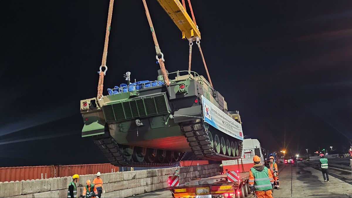 South Korean-Made K2 Tanks Delivered to Poland 1 HQi7O4xXIAA MNM
